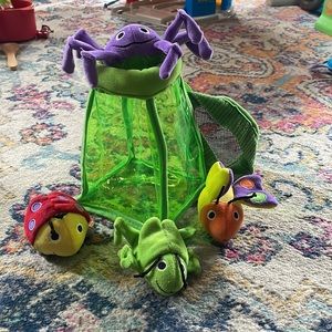 Melissa & Doug Bug Jug fill & spill
